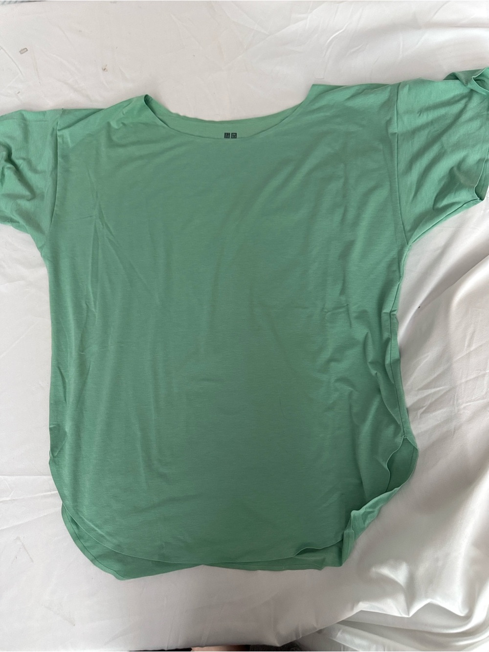 UNIQLO AIRism Seamless Short-Sleeve T-Shirt